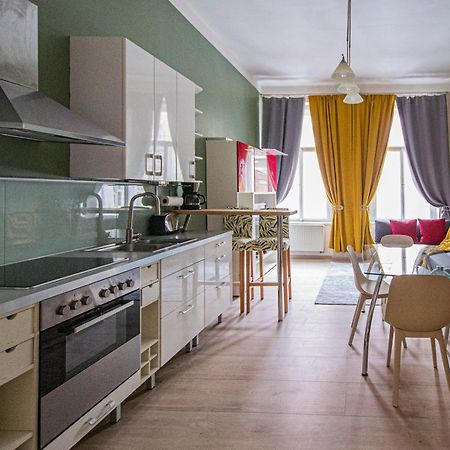 Modern Cozy Apartment By Ruterra Prague Luaran gambar
